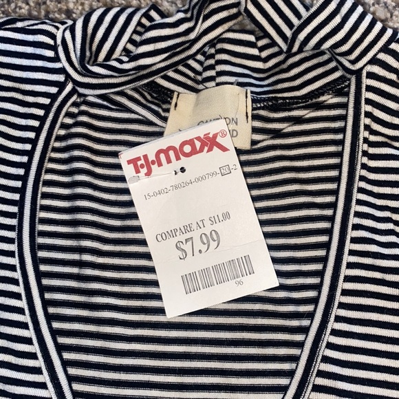 NEW WITH TAG ITEM BUNDLE! - Picture 2 of 5